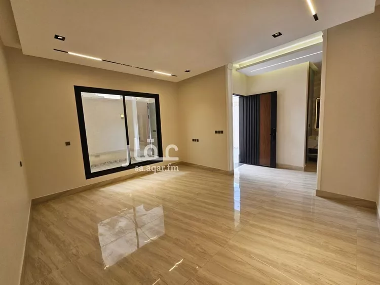 فيلا للبيع في شارع شعبة بن الحجاج, حي الرمال, مدينة الرياض, منطقة الرياض صورة 2