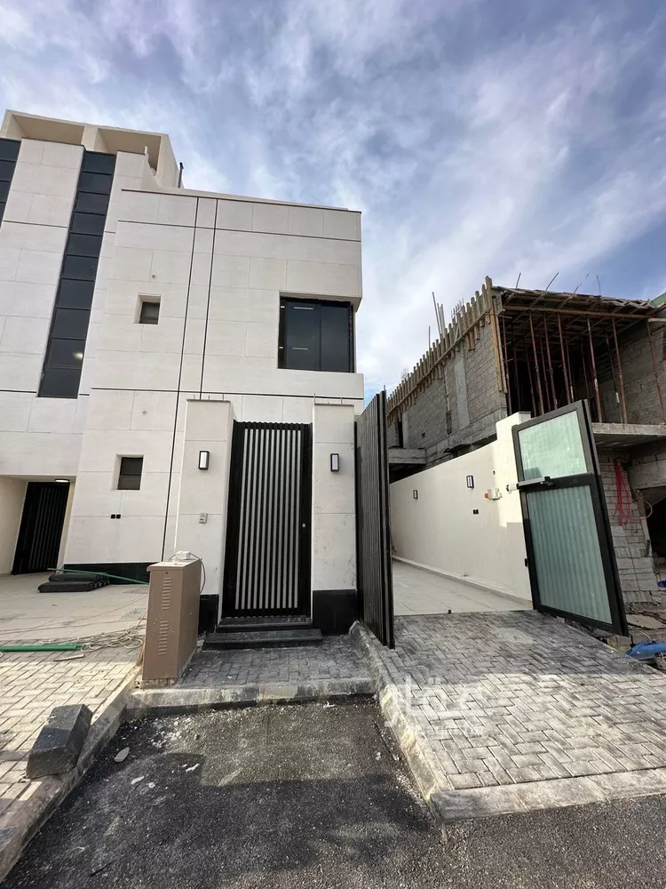 دور للبيع في شارع سليمان الحميضي, حي الرمال, مدينة الرياض, منطقة الرياض صورة 4