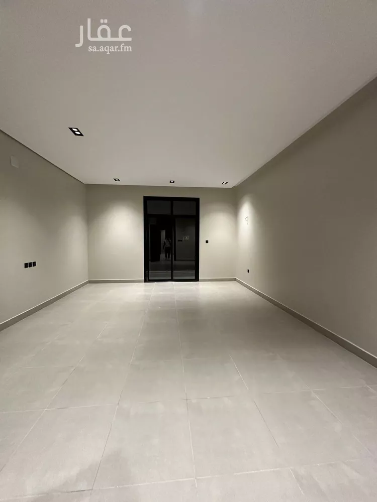 فيلا للبيع في شارع رقم 379, حي المونسية, مدينة الرياض, منطقة الرياض 10