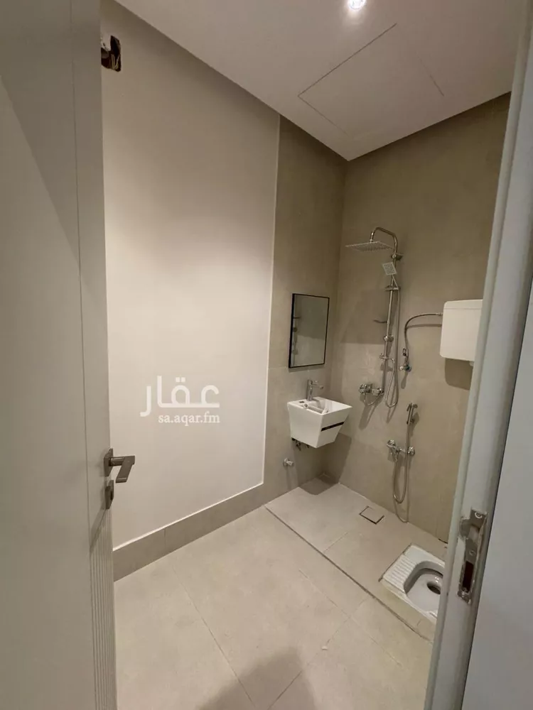 شقة للبيع في شارع عبيدالله الفقيه, حي الرمال, مدينة الرياض, منطقة الرياض 6