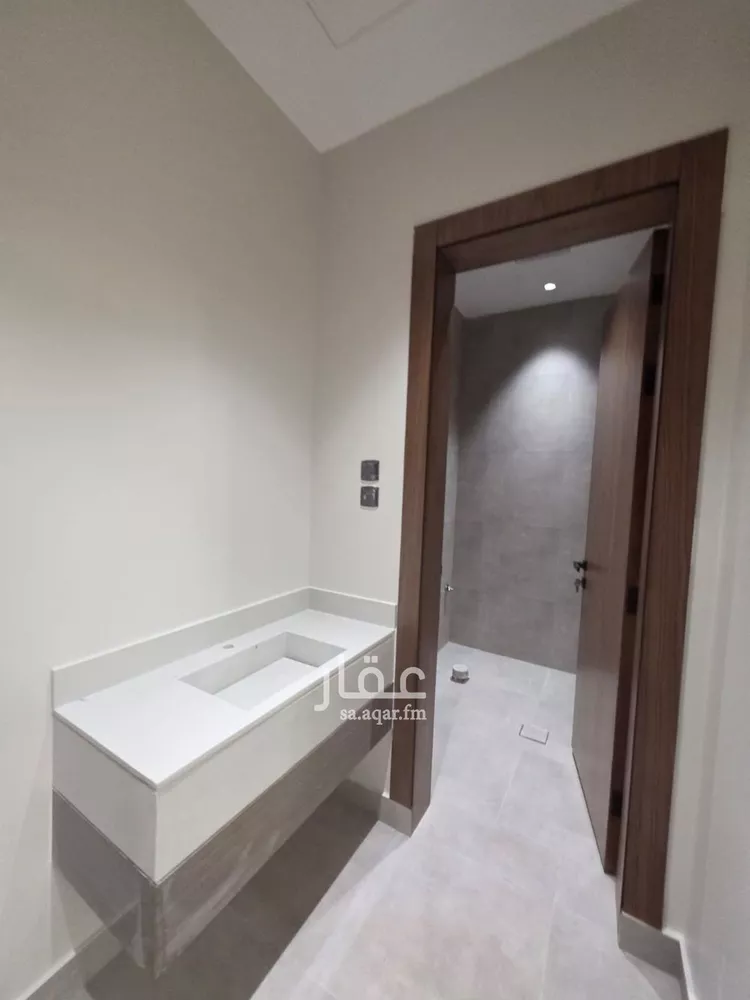 دور للبيع في شارع رقم 178, حي النظيم, مدينة الرياض, منطقة الرياض 8