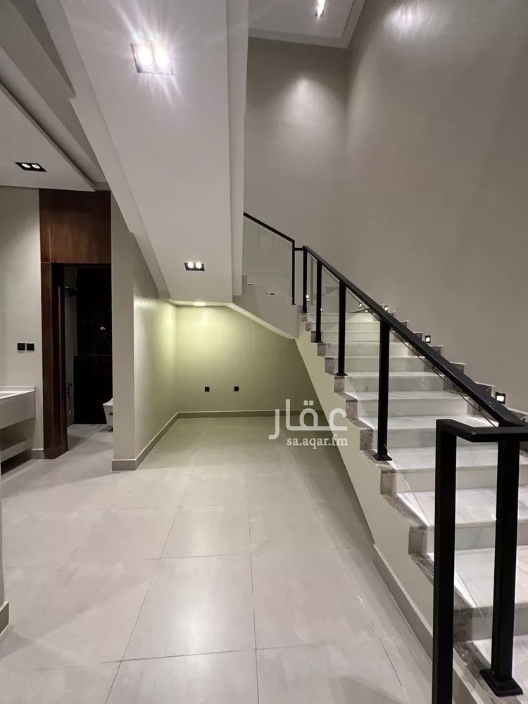 فيلا للبيع في شارع رقم 379, حي المونسية, مدينة الرياض, منطقة الرياض 15