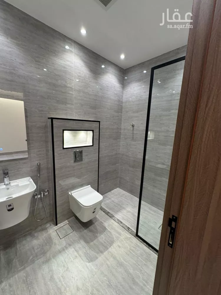 Apartment for Sale in Riyadh Al Yarmouk 10