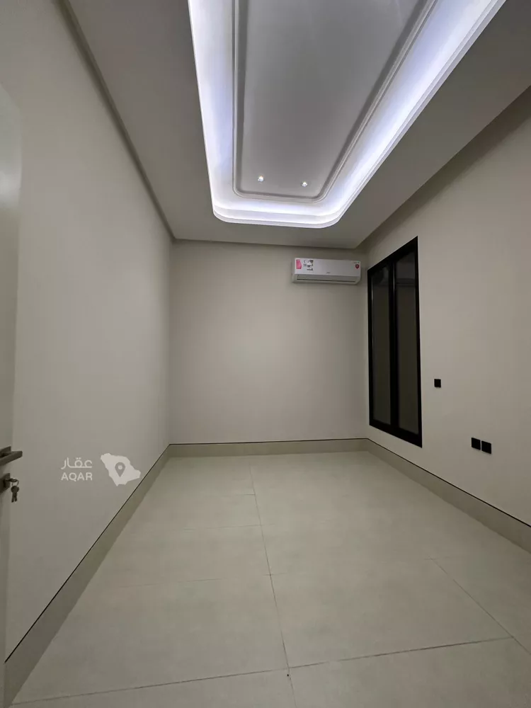 Floor for Sale in Riyadh Ar Rimal 11