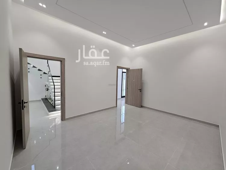 فيلا للبيع في شارع أم العصافير, حي المعيزيلة, مدينة الرياض, منطقة الرياض صورة 4
