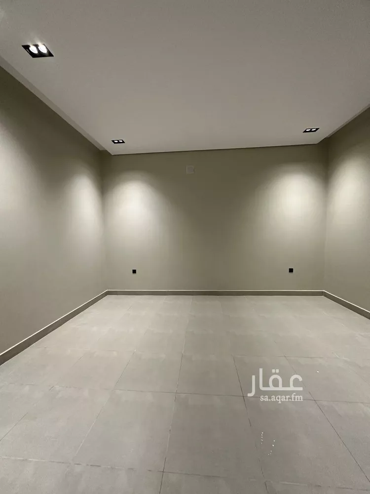 فيلا للبيع في شارع رقم 379, حي المونسية, مدينة الرياض, منطقة الرياض صورة 3