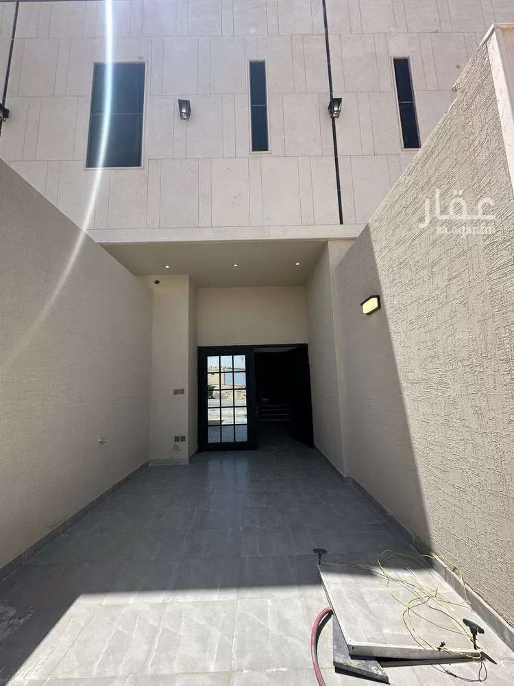 دور للبيع في شارع رقم 165, حي الجنادرية, مدينة الرياض, منطقة الرياض صورة 5