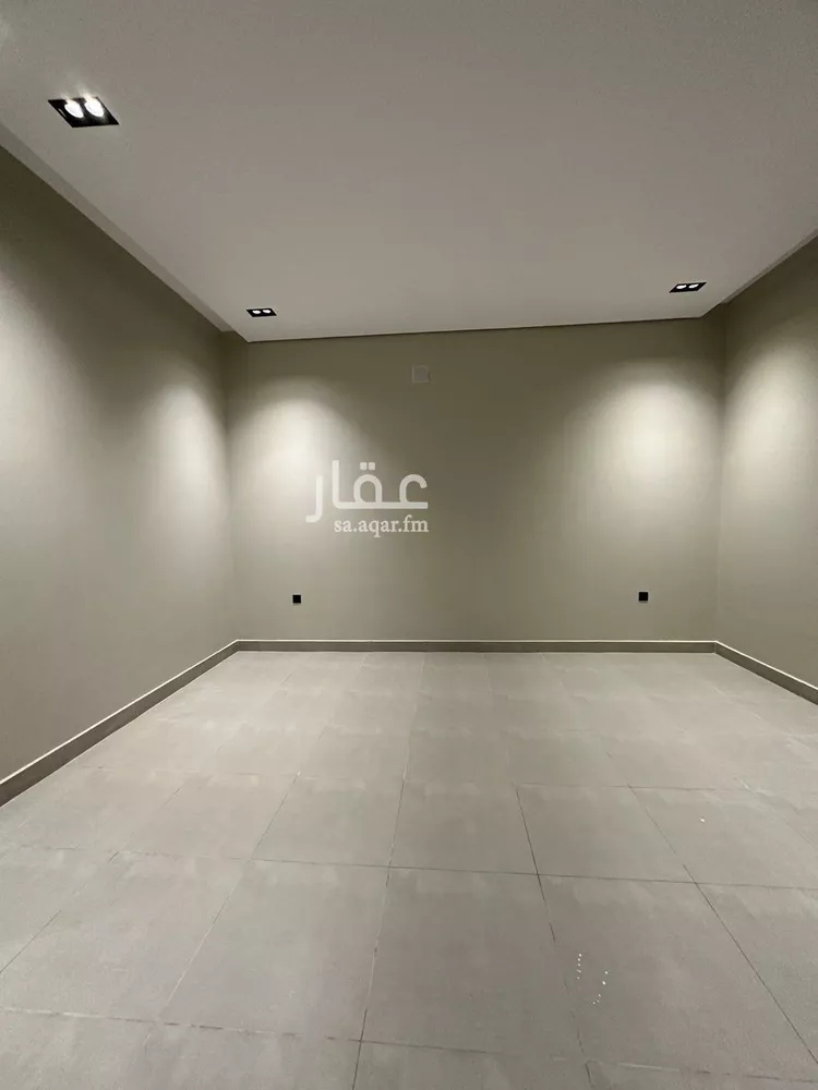 فيلا للبيع في شارع رقم 379, حي المونسية, مدينة الرياض, منطقة الرياض صورة 3