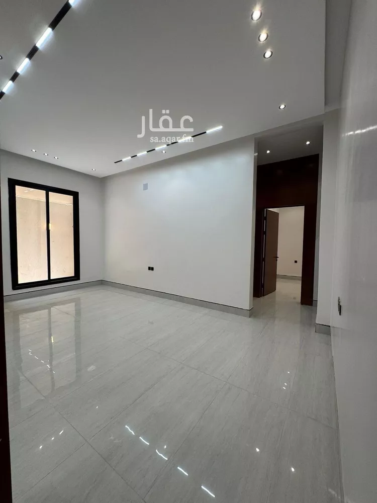 دور للبيع في شارع أبي محمد الحصني, حي الرمال, مدينة الرياض, منطقة الرياض صورة 3