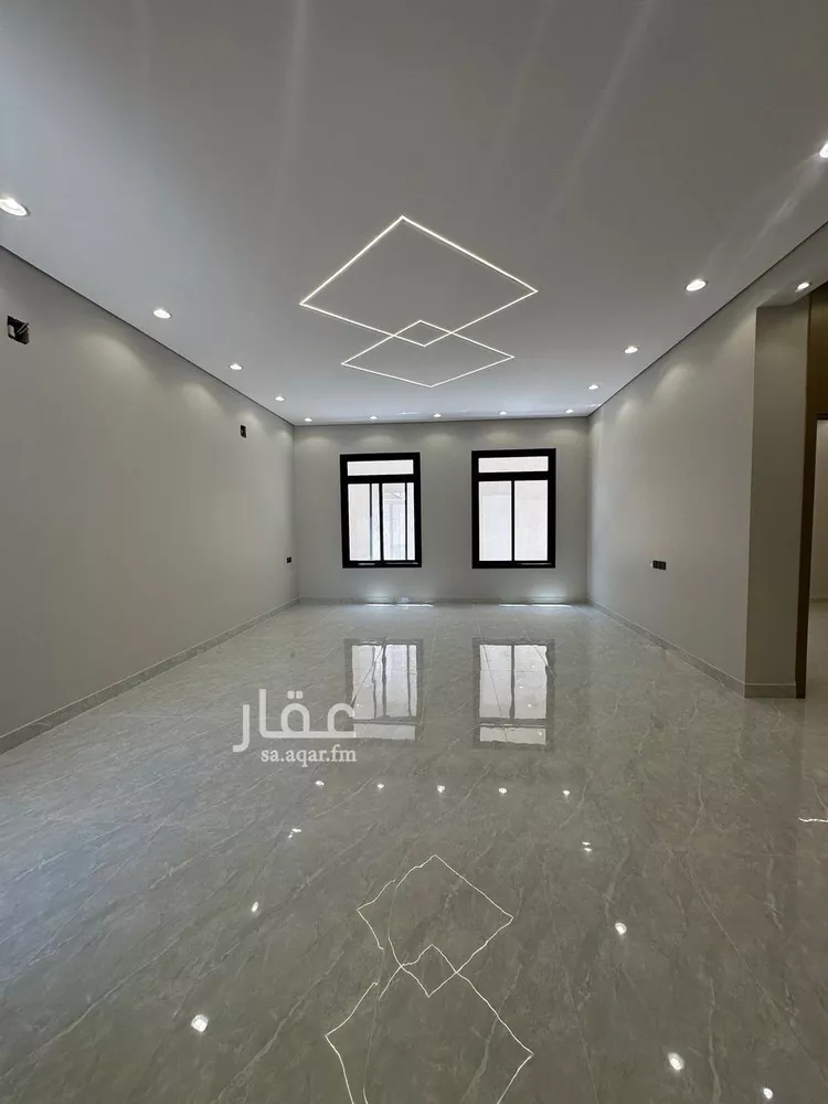 Floor for Sale in Riyadh Al Janadriyah 7