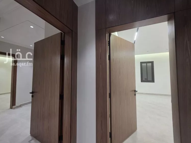 دور للبيع في شارع رقم 178, حي النظيم, مدينة الرياض, منطقة الرياض صورة 2