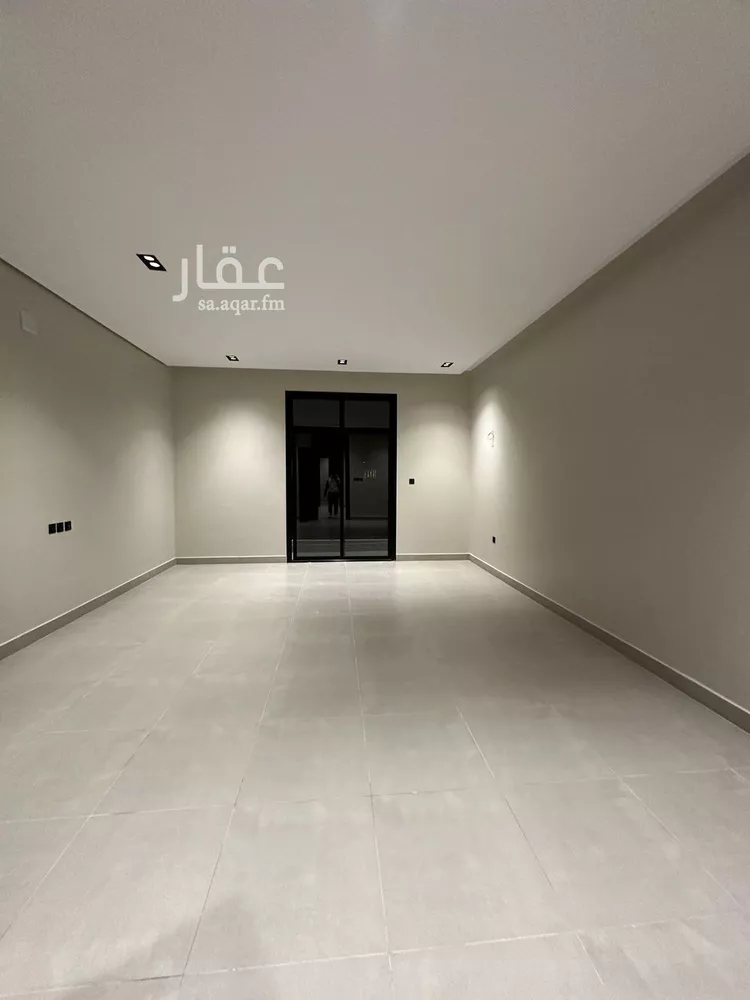 فيلا للبيع في شارع رقم 379, حي المونسية, مدينة الرياض, منطقة الرياض 10