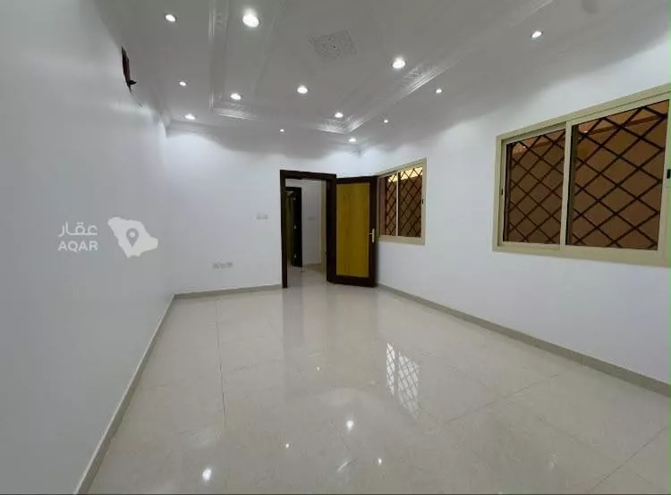 Villa for Sale in Riyadh Al Yasmin 10