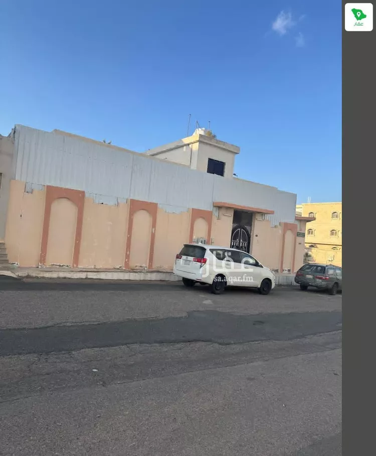 فيلا للبيع في شارع عبدالخالق البعلبكي, حي الحلقة الشرقية, مدينة الطائف, منطقة مكة المكرمة صورة 3