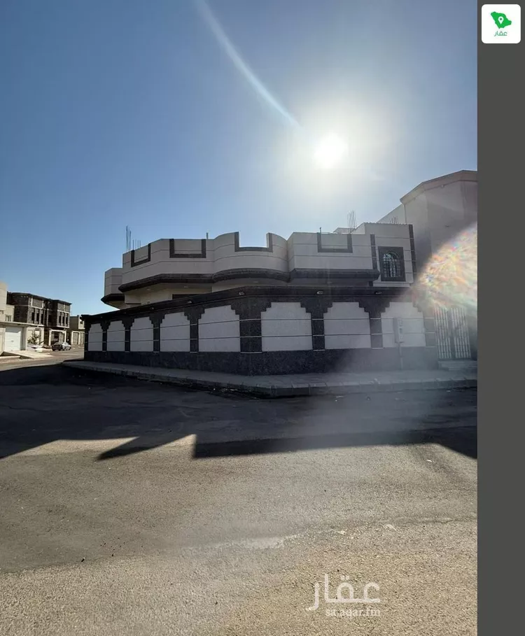 فيلا للبيع في شارع محمد بن سعيد بن ابي البقاء, حي أبوكبير, مدينة المدينه المنوره, منطقة المدينة المنورة صورة 2