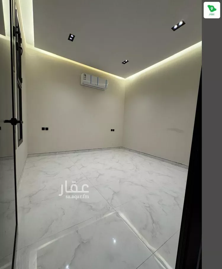 فيلا للإيجار في شارع لطف بن سعد السميني, حي المهدية, مدينة الرياض, منطقة الرياض صورة 2