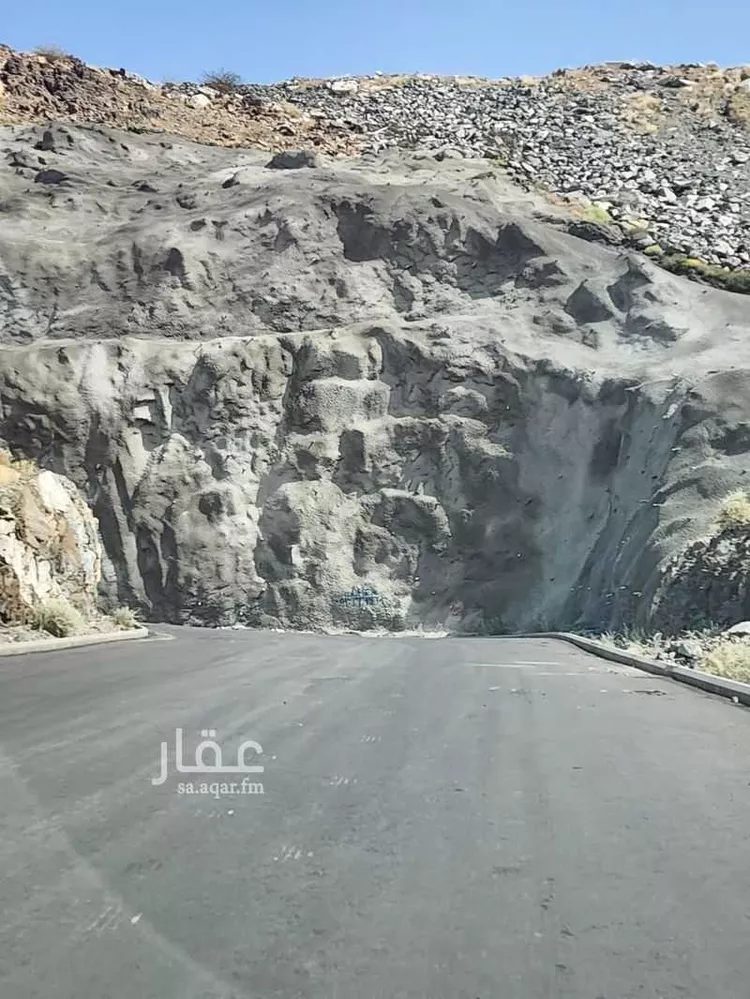 أرض للبيع في شارع العزيزية, حي العوالي, مدينة مكة المكرمة, منطقة مكة المكرمة