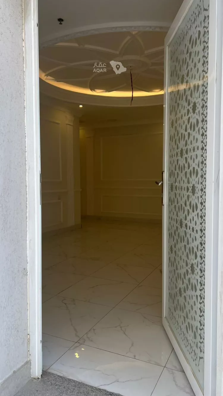 شقة للإيجار في شارع بيرين, حي الحمراء, مدينة الخبر, المنطقة الشرقية 6