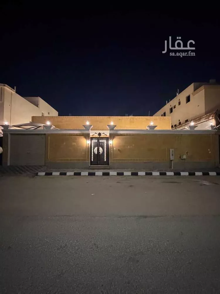 دور للبيع في شارع راشد ابن شهاب, حي ضاحية الملك فهد, مدينة الدمام, المنطقة الشرقية صورة 3