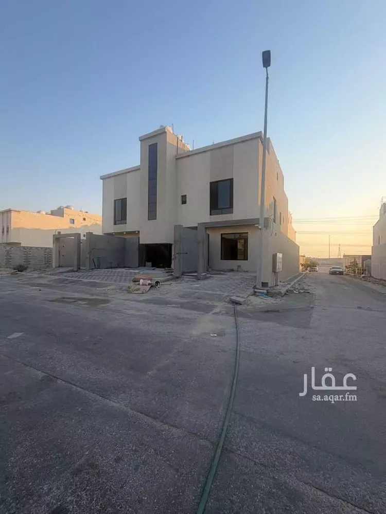 شقة للبيع في شارع دومة الجندل, حي ضاحية الملك فهد, مدينة الدمام, المنطقة الشرقية 6
