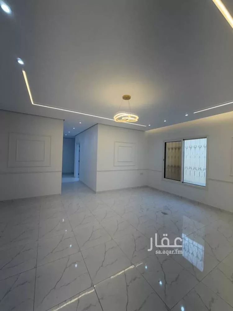 Apartment for Sale in Dammam King Fahd 8