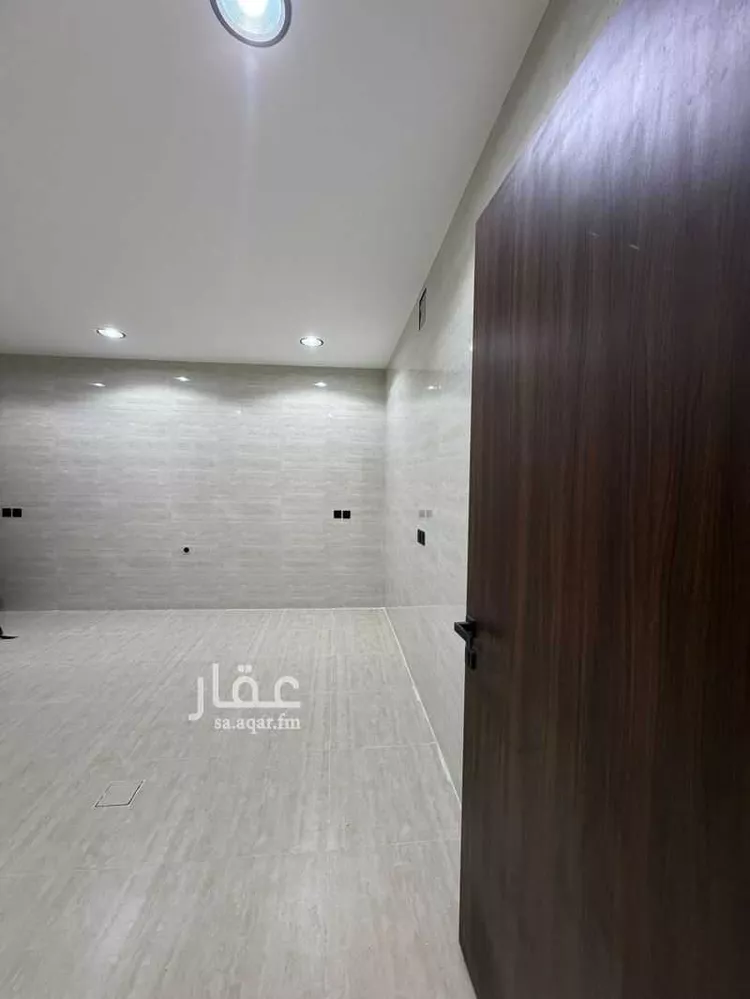 Apartment for Sale in Dammam King Fahd 11