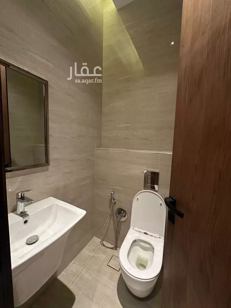 دور للبيع في شارع رقم 353, حي النرجس, مدينة الرياض, منطقة الرياض صورة 3