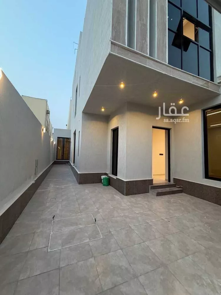 فيلا للبيع في شارع انيف ابن حبيب, حي طيبة, مدينة الدمام, المنطقة الشرقية صورة 3