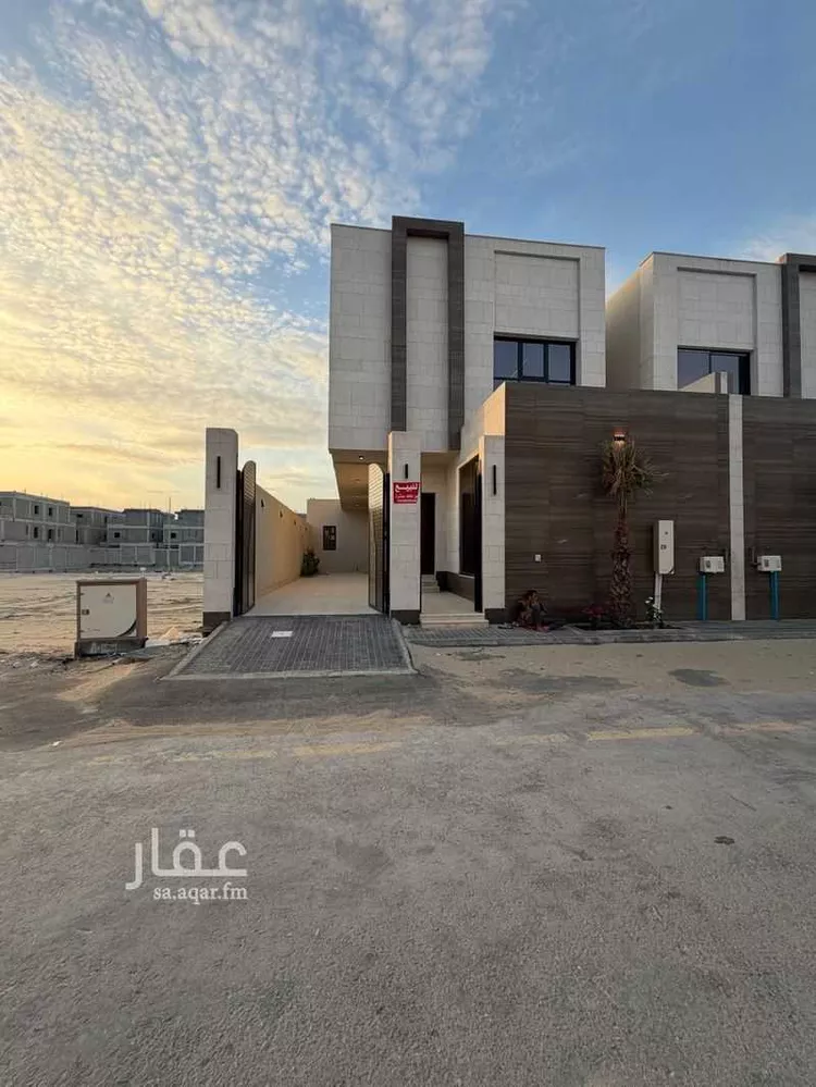 فيلا للبيع في شارع الربيع, حي الشروق, مدينة الدمام, المنطقة الشرقية