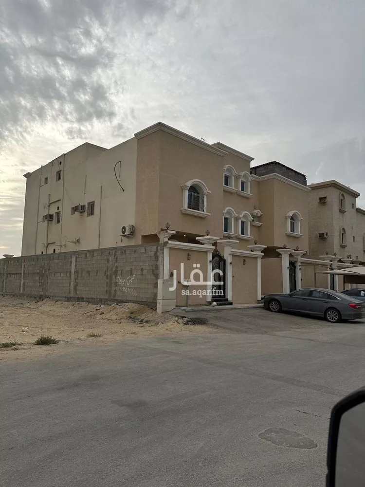 عمارة للبيع في شارع عمرو بن الاسود, حي ضاحية الملك فهد, مدينة الدمام, المنطقة الشرقية