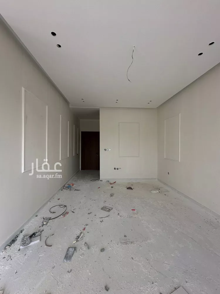 فيلا للبيع في شارع ضرار بن الخطاب, حي ضاحية الملك فهد, مدينة الدمام, المنطقة الشرقية