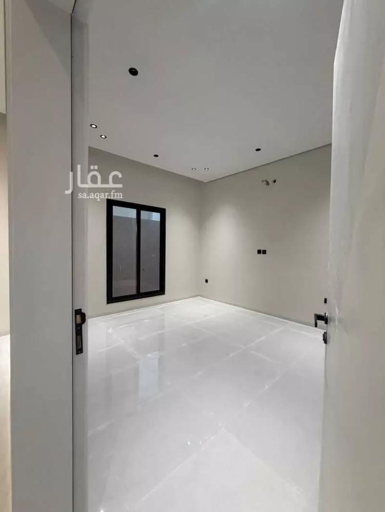 شقة للبيع في شارع دسمان, حي ضاحية الملك فهد, مدينة الدمام, المنطقة الشرقية صورة 2