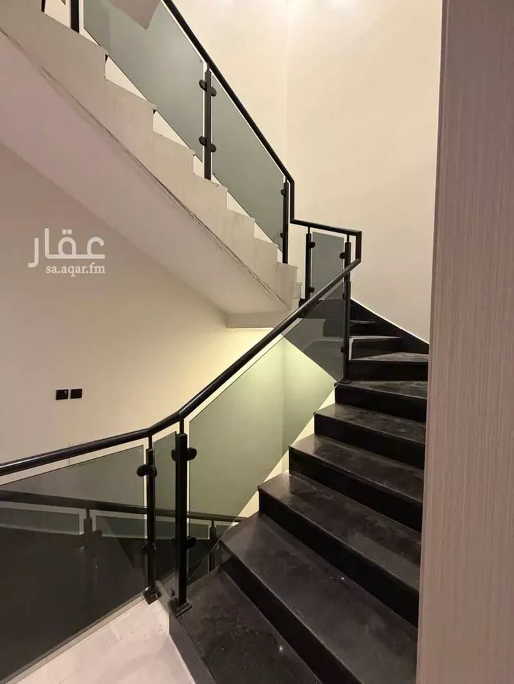 فيلا للبيع في شارع القصيم, حي ضاحية الملك فهد, مدينة الدمام, المنطقة الشرقية 13