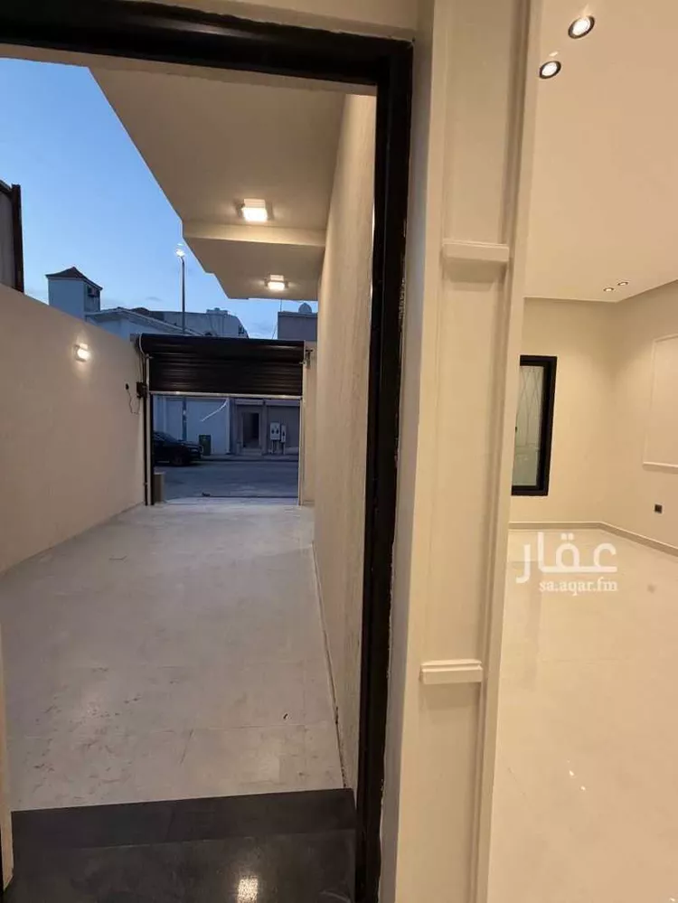 فيلا للبيع في شارع رقيم بن ثابت, حي أحد, مدينة الدمام, المنطقة الشرقية صورة 4