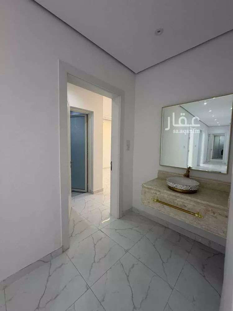 Apartment for Sale in Dammam King Fahd 7