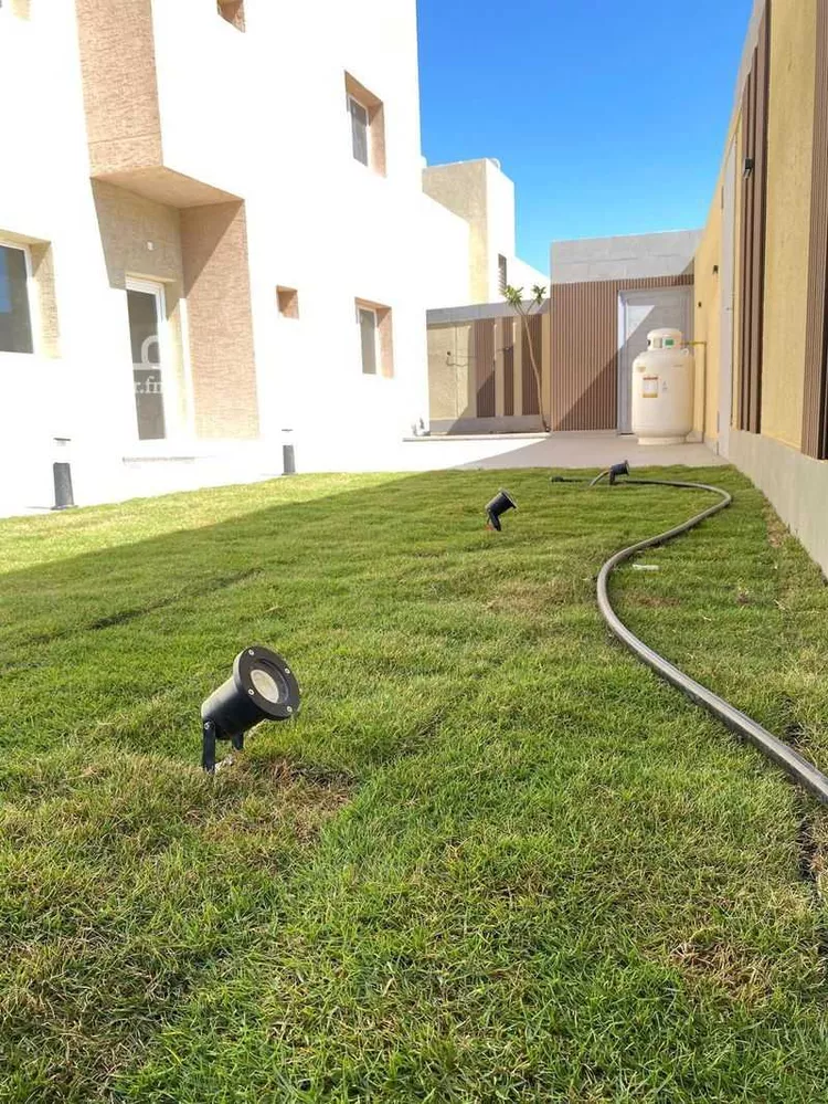 فيلا للبيع في شارع ظهير الدين البهيقي ، حي المنصورة ، خميس مشيط ، خميس مشيط صورة 4