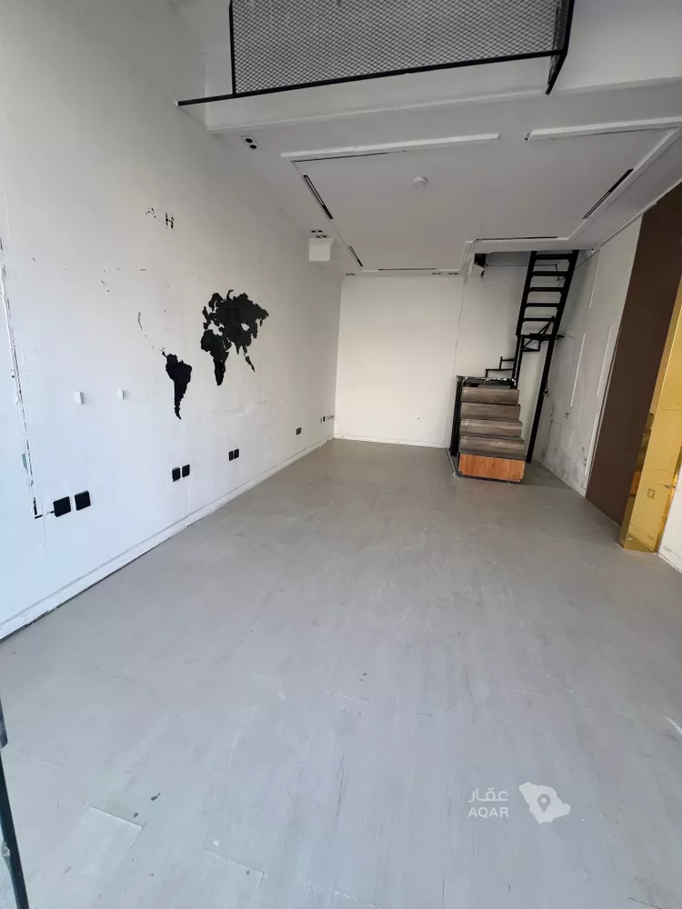 Shop for Rent in Jeddah Al Basateen