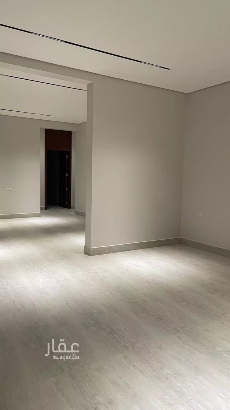 Floor for Sale in Riyadh Al Arid 8