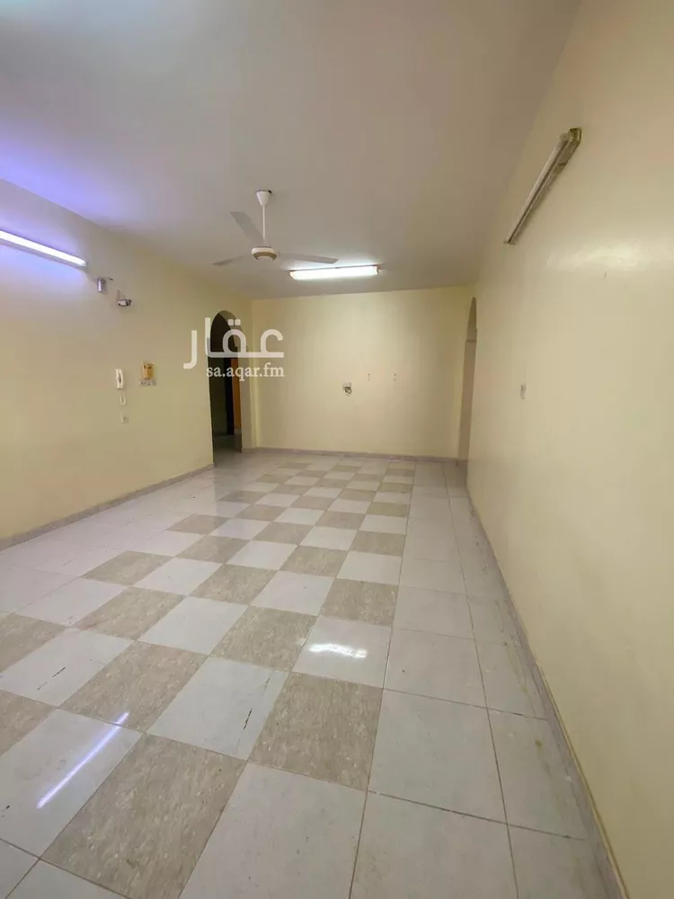 Floor for Rent in Al Bukayriyah Az Zuhur 16