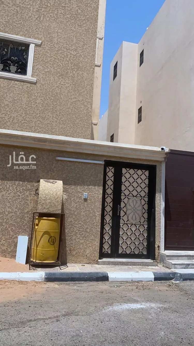 دور للإيجار في شارع ناصر الرشيد, حي القادسية, مدينة البكيرية, منطقة القصيم