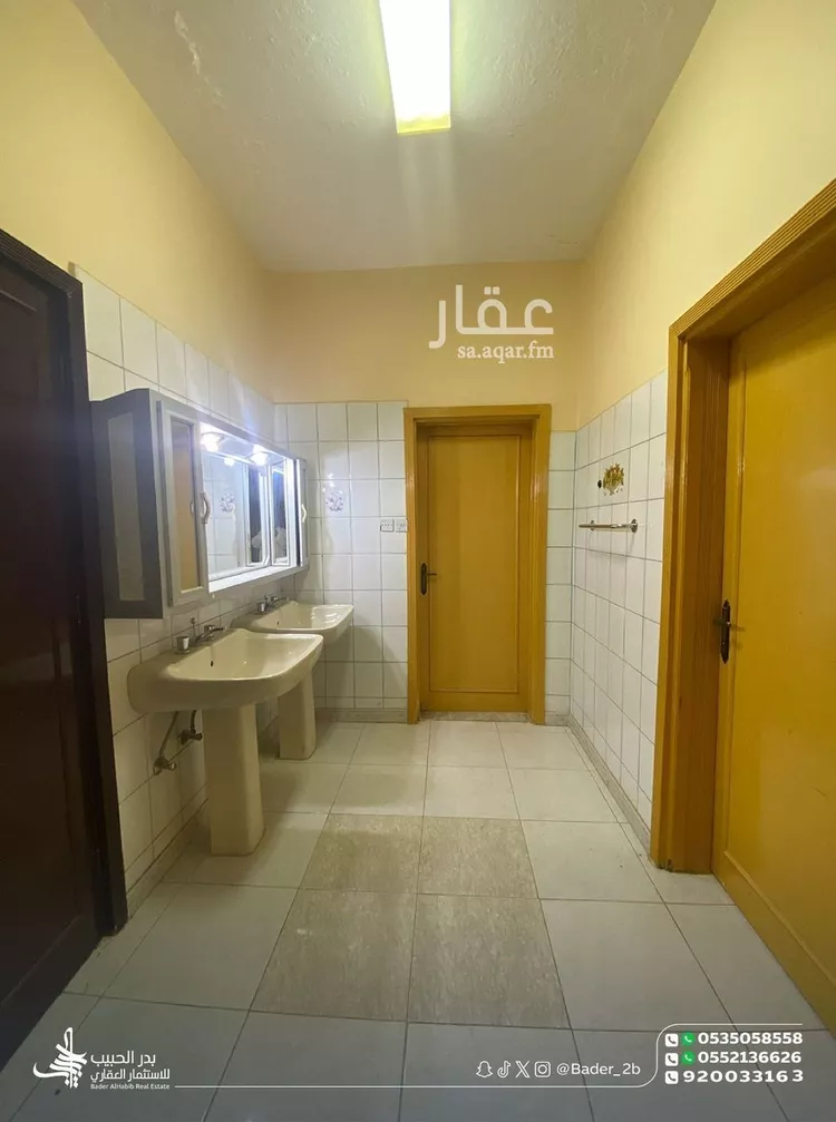 فيلا للبيع في شارع أبو الحسن التهامي, حي الزهرة, مدينة البكيرية, منطقة القصيم 15
