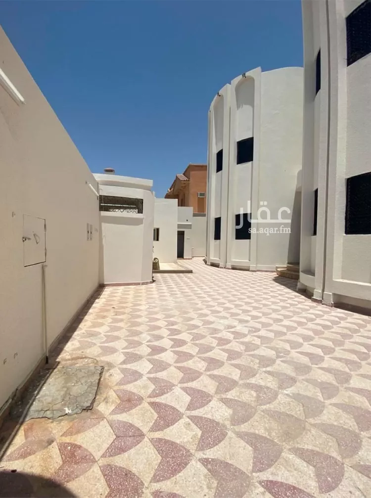 فيلا للبيع في شارع عبد الحميد الكاتب, حي الزهرة, مدينة البكيرية, منطقة القصيم 6