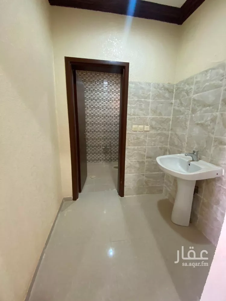 شقة للإيجار في شارع الملك خالد بن عبدالعزيز, حي النهضة, مدينة البكيرية, منطقة القصيم 23