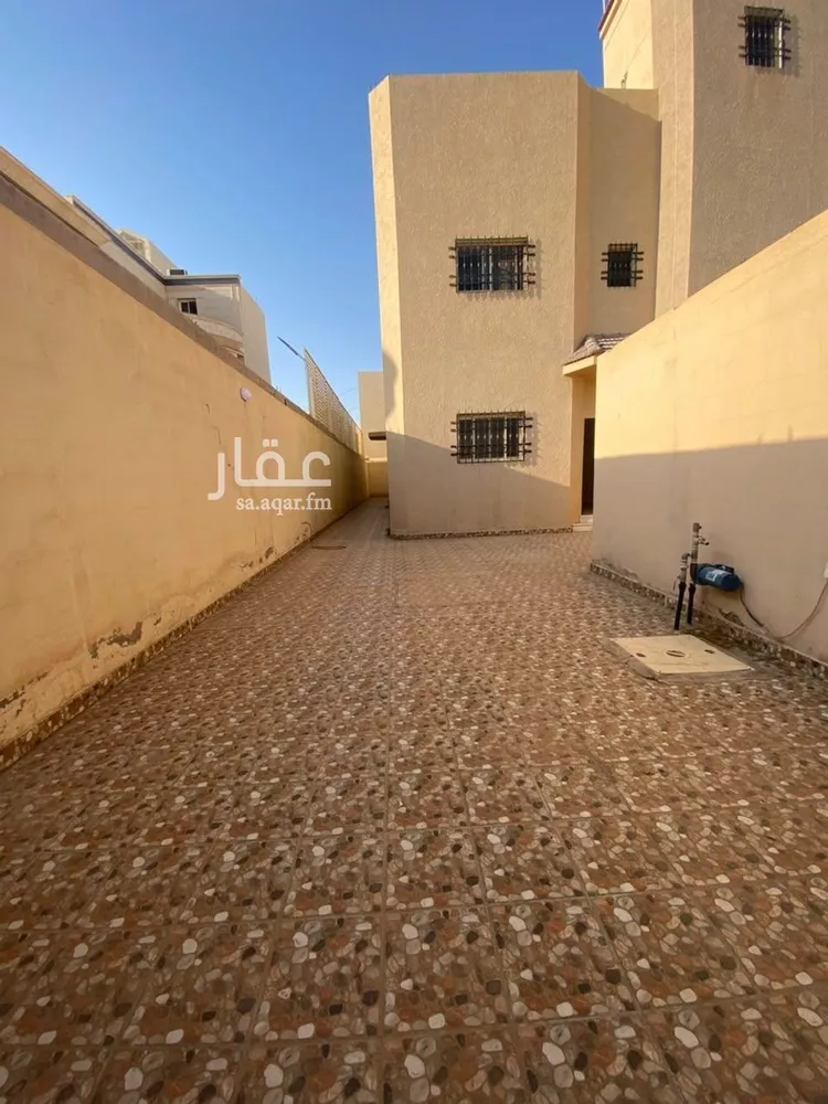 دور للإيجار في شارع عبدالله بن سليمان السديس, حي الصفاء, مدينة البكيرية, منطقة القصيم صورة 3