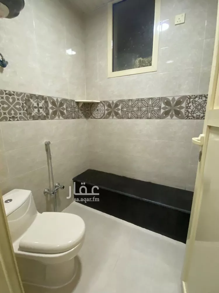 Floor for Rent in Al Bukayriyah Al Mohamadiah Subdivision 17