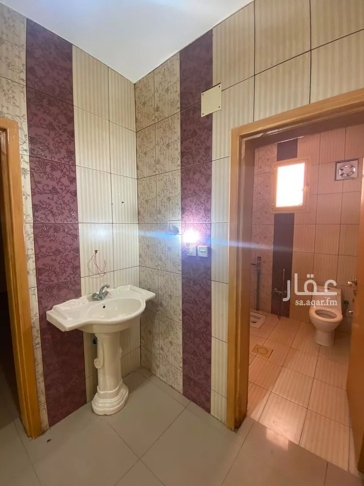 Floor for Rent in Al Bukayriyah Al Mohamadiah Subdivision 26
