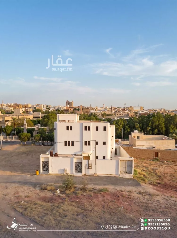 فيلا للبيع في شارع سليمان بن سمحان, حي الديرة, مدينة البكيرية, منطقة القصيم 6