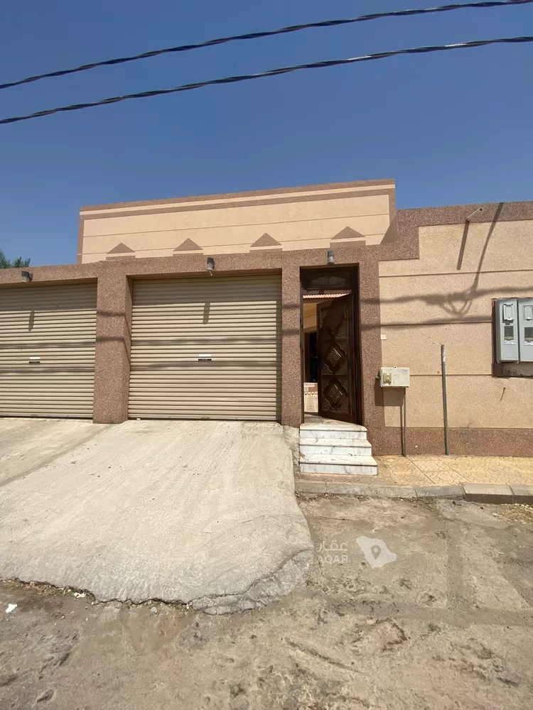 Floor for Rent in Al Bukayriyah Al Fahd