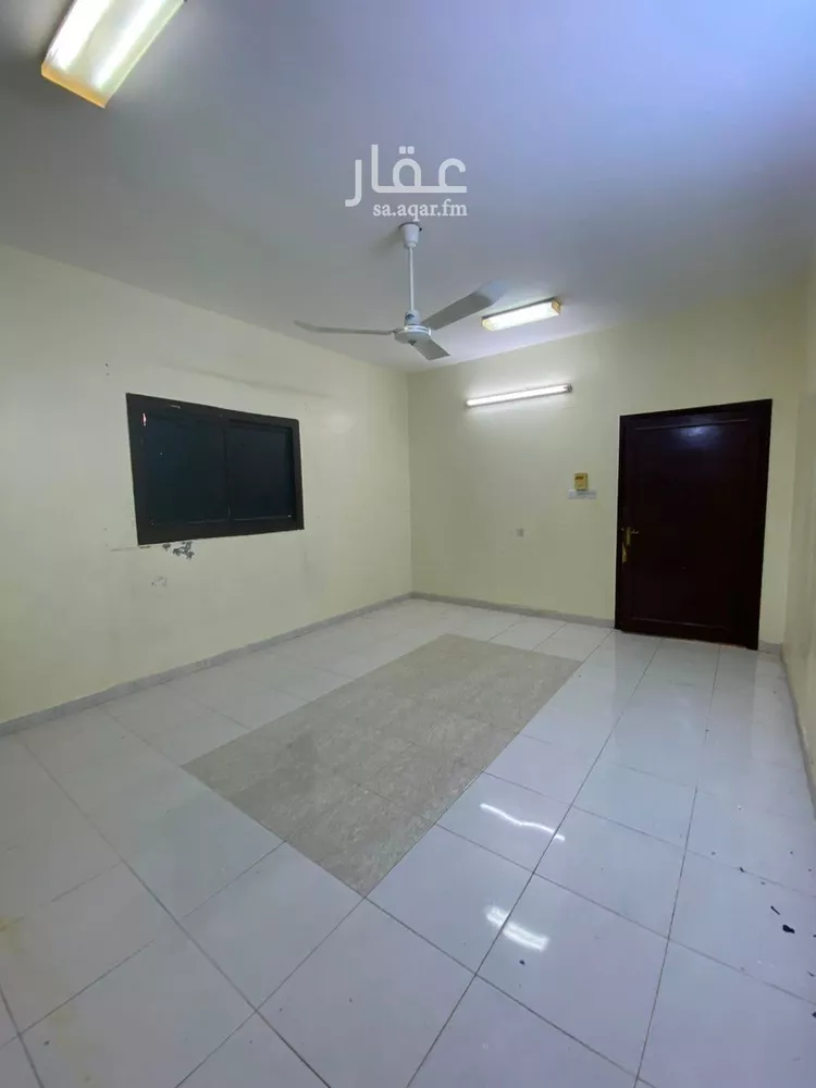 Floor for Rent in Al Bukayriyah Az Zuhur 11