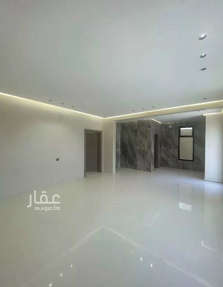 Villa for Sale in Al Bukayriyah Al Mohamadiah Subdivision 13